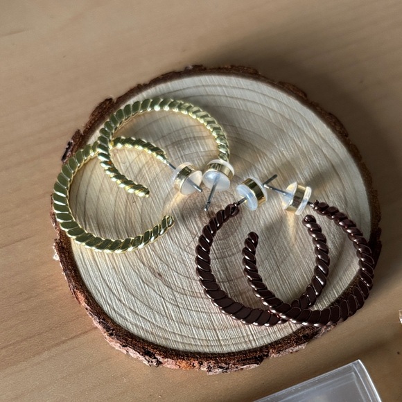 BAR by Alexa Rae Hoop Earrings Set - Picture 2 of 3